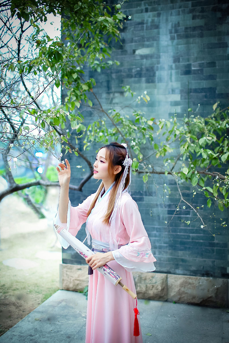 109d-踏雪寻梅.jpg